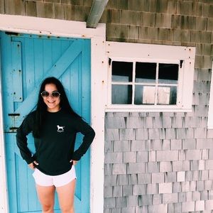 Meet your Posher, Ella